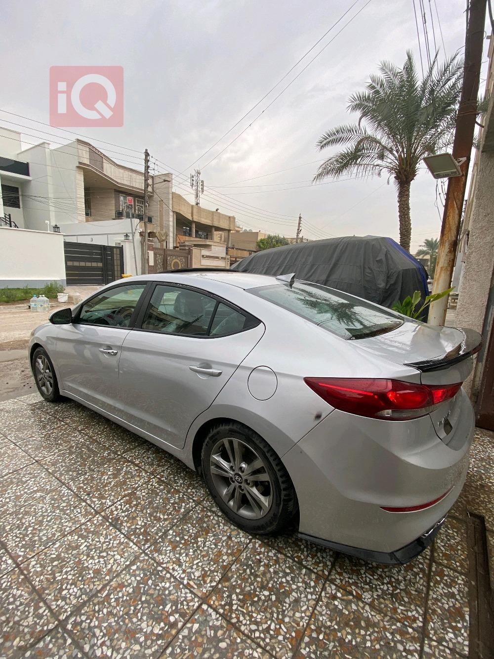 هیوندای ئەلەنترا